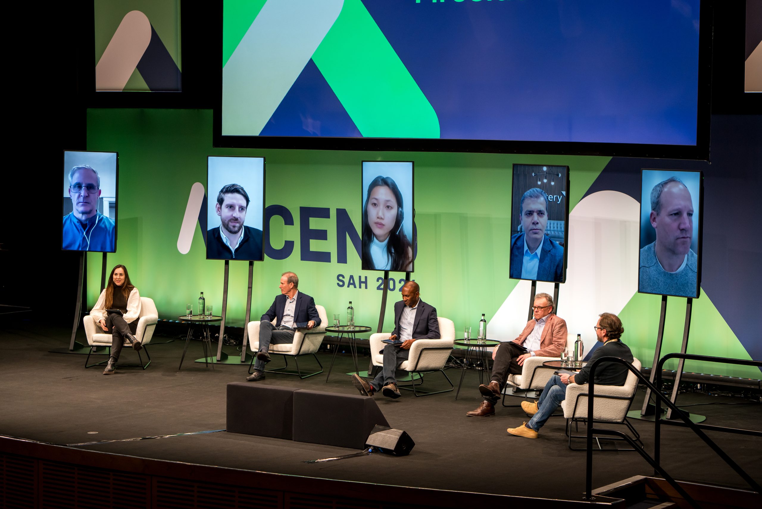 What to Look for in a Venue: Awards Ceremony vs Conference